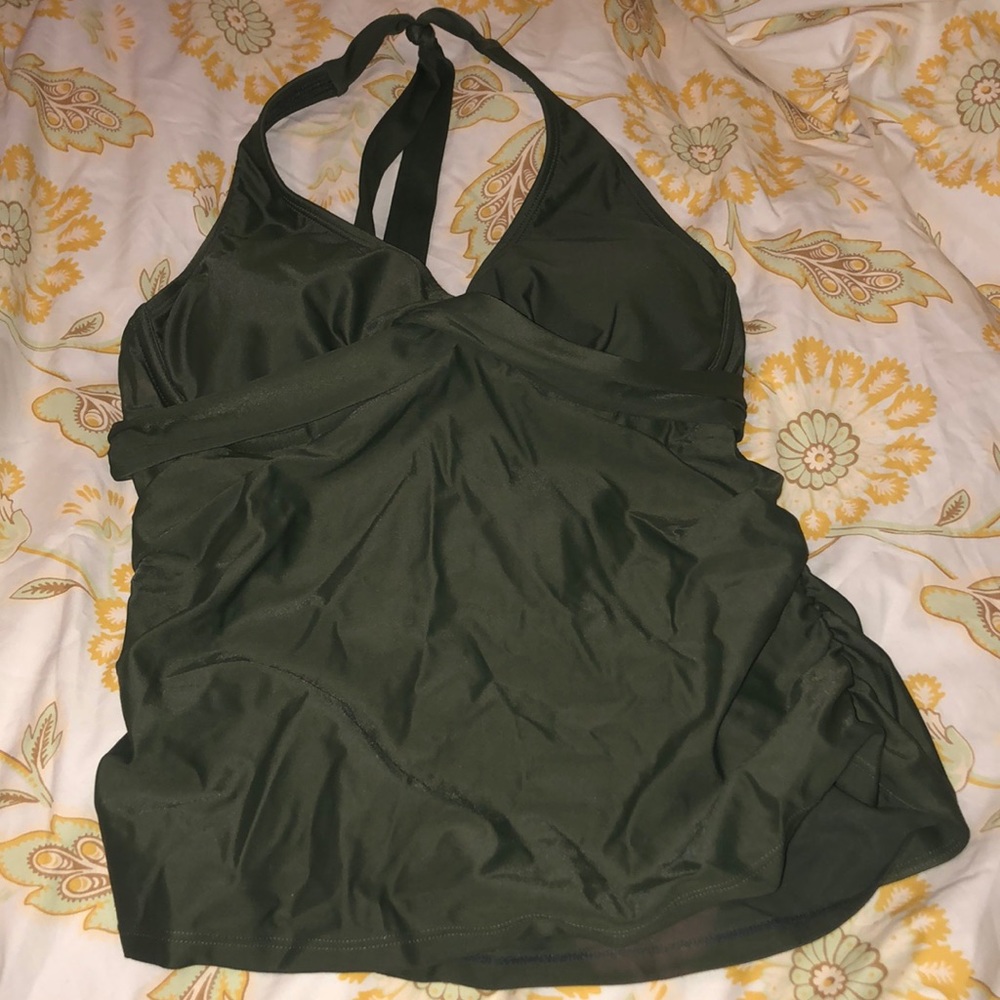 Athleta tankini top